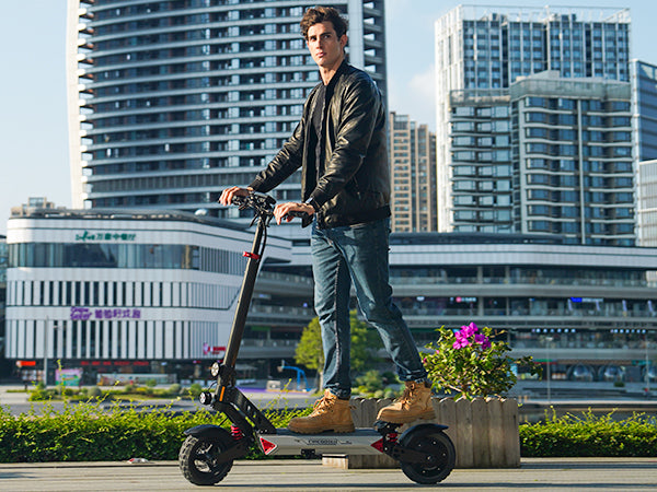 Circooter Landturbo Pro (48V) 1250w Multi-Purpose Electric Scooter