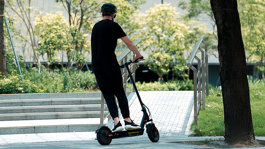 Why Commuting with an E-Scooter Saves You Money
