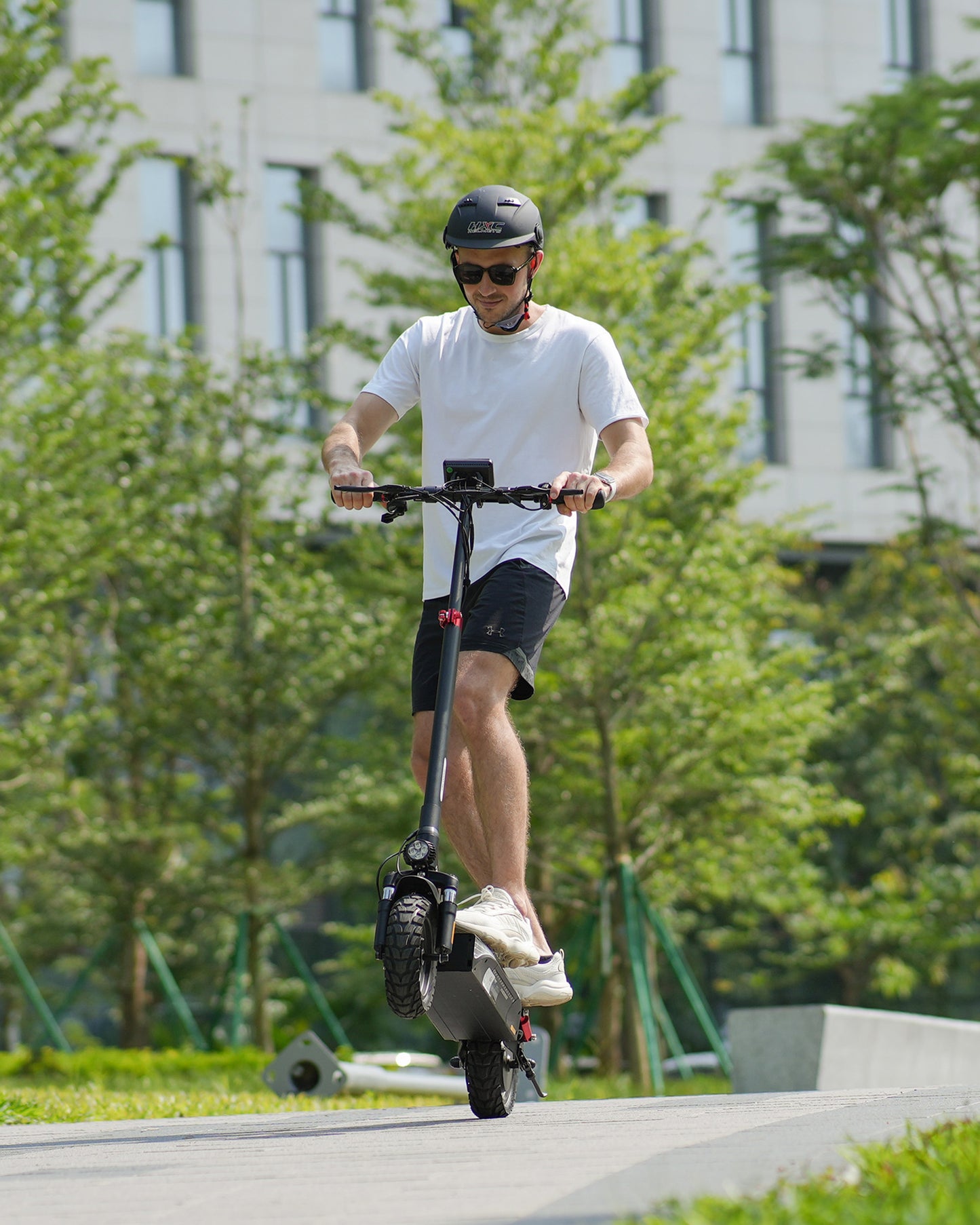 iScooter iX3 24 MPH Folding Adult Electric Scooter | 800W | 25 Mile Range | Off-Road Capable Dual Suspension E-Scooter